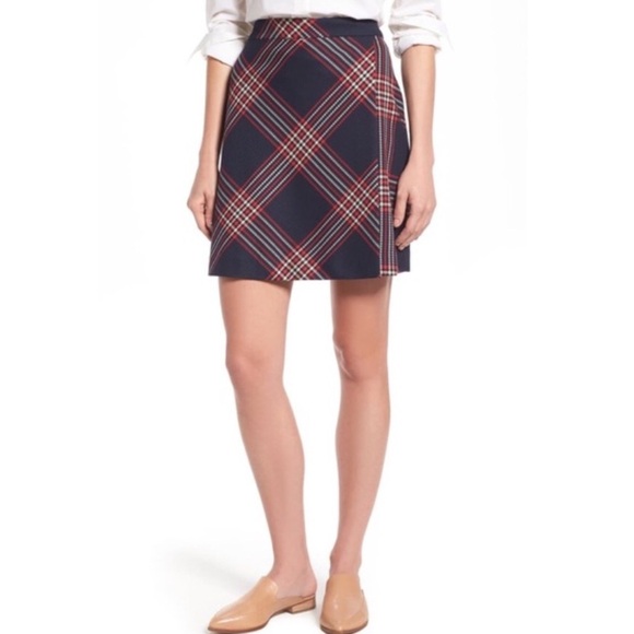 Halogen Mini Skirt Plaid Tweed A Line Navy Blue Red Faux Wrap Mini Skirt Size 12 - Picture 2 of 6